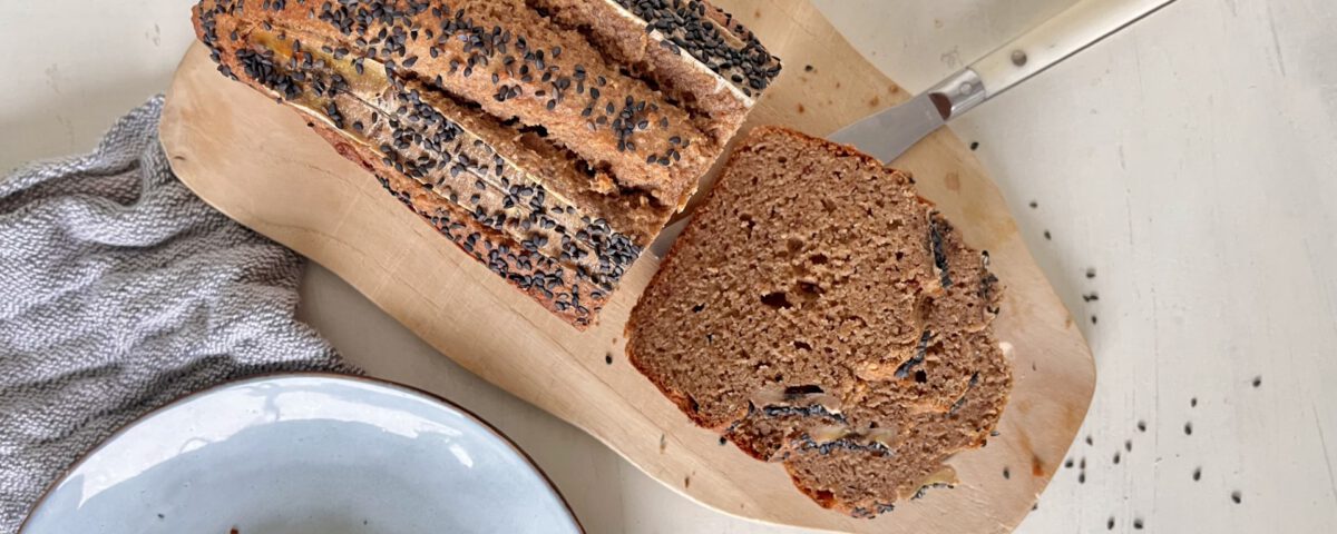 eiwitrijk bananenbrood met tahin